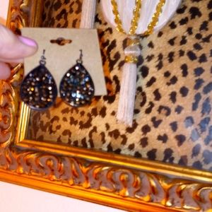 Brass Tear Drop Pierced Earrings